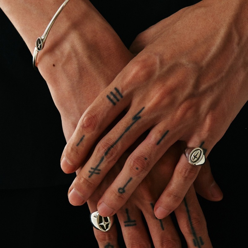 Anillo Abierto Minimalista con - Mens Signet Ring reseña y precio