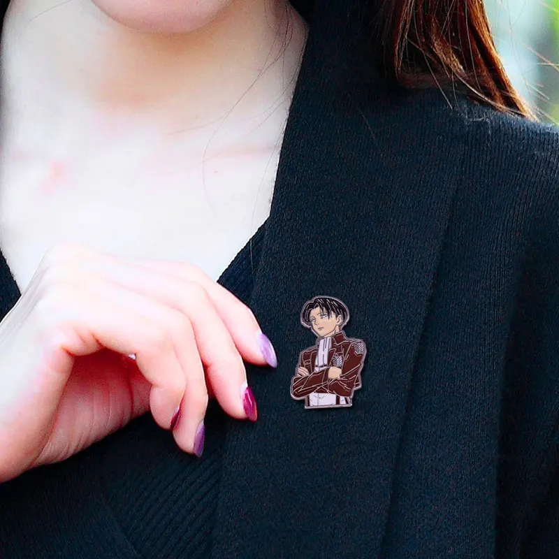 Attack On Titan Levi Ackerman  - Levi Jewelry & Watches Inc reseña y precio