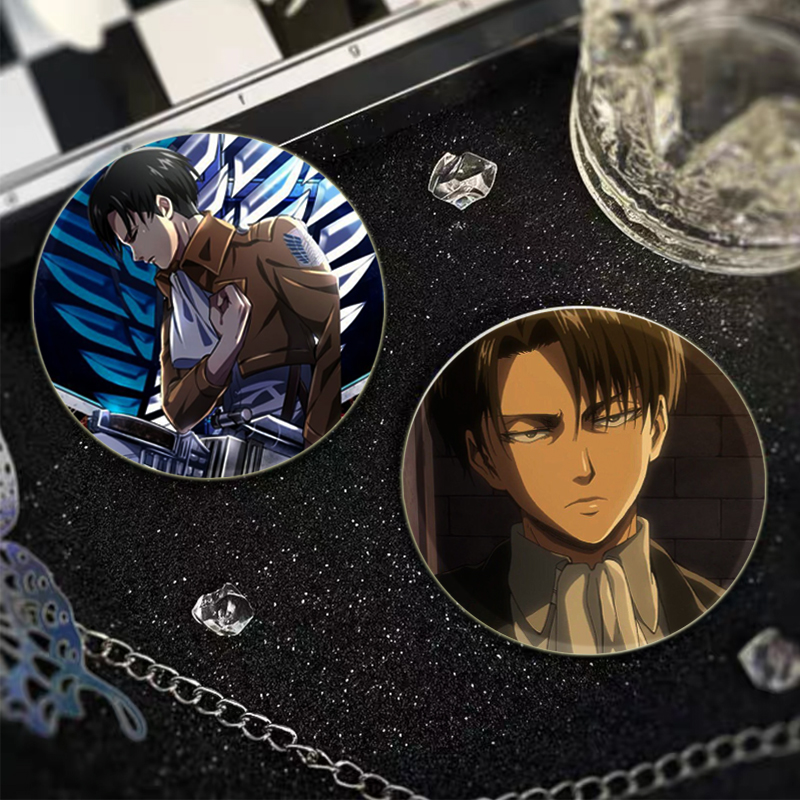Insignia de personaje de Anime - Levi Jewelry & Watches Inc reseña y precio