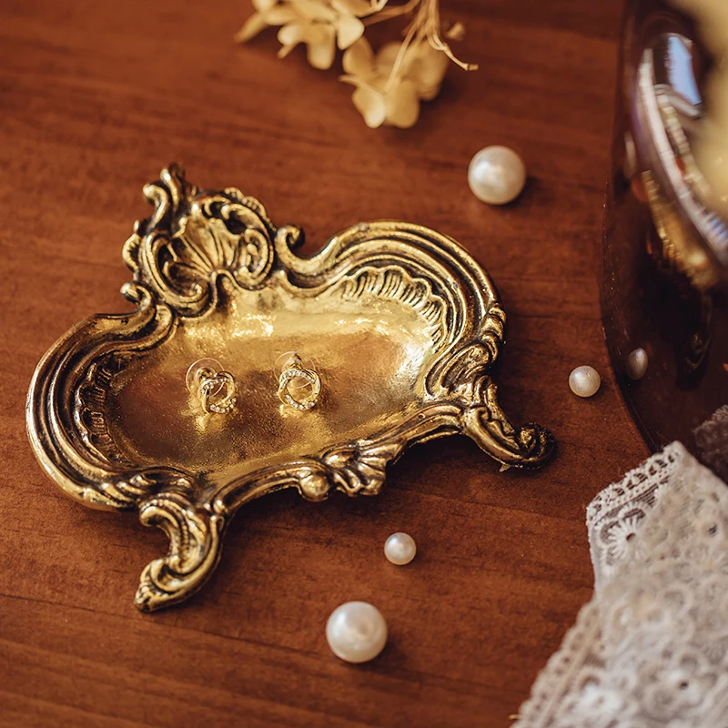 Plato de joyería antiguo franc - Are Watches Jewelry Or Accessories reseña y precio